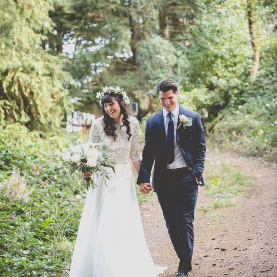 Hand Tie Bouquet & Boutonniere