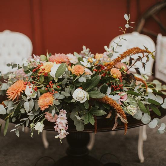 Low & Wide Arrangement on Sweetheart Table