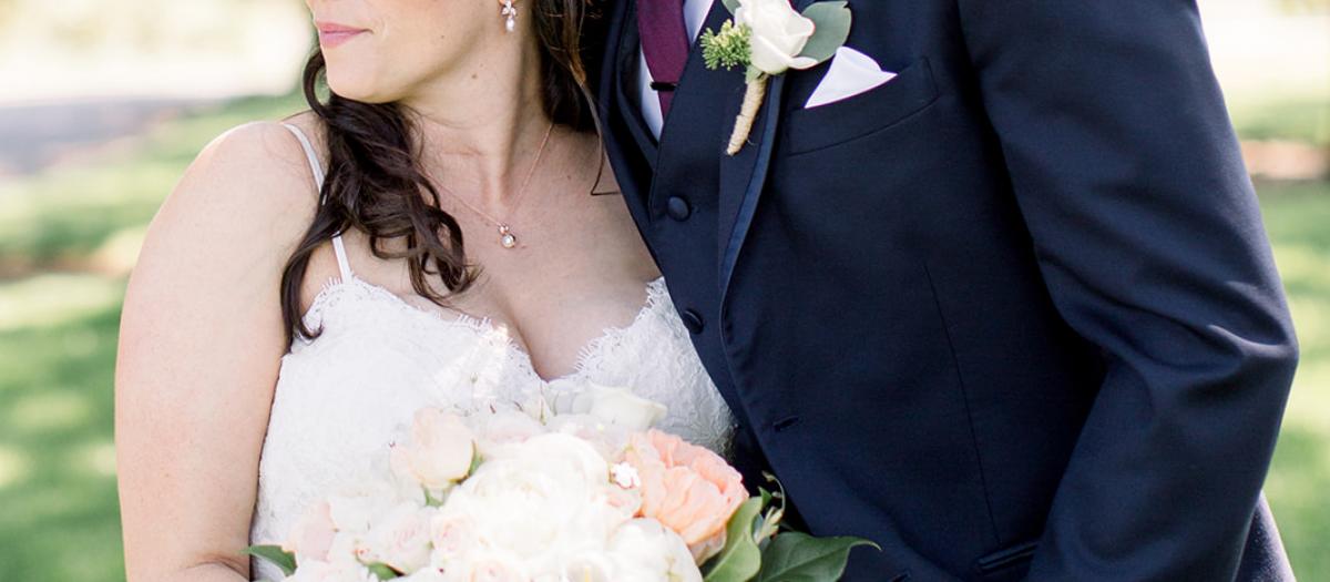 Hand tie bouquet